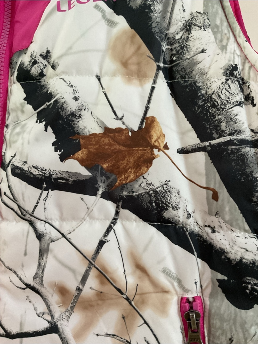 Legendary Pink Camo-Print Quilted Vest SZ L - Picture 10 of 14